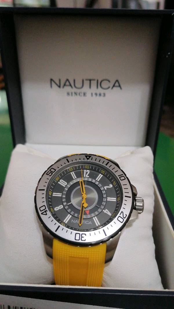 Reloj nautica since best sale 1983