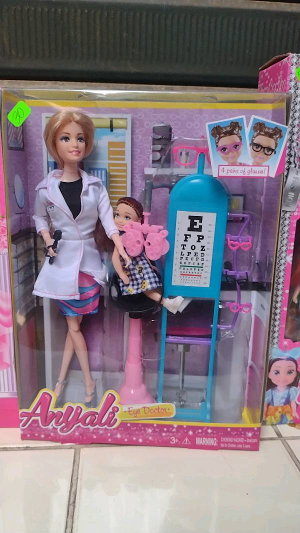 Barbie oftalmologa online