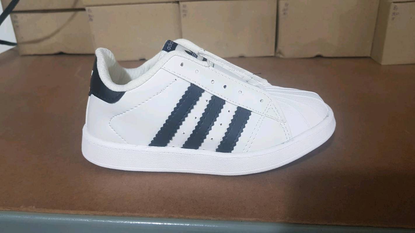 Tiendas adidas kids hot sale