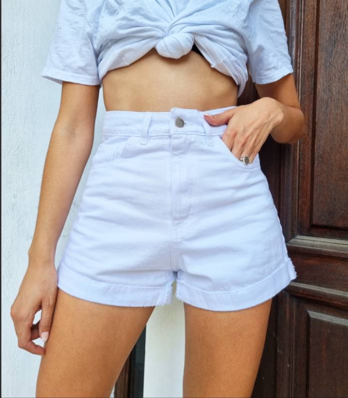 Short sales mom blanco