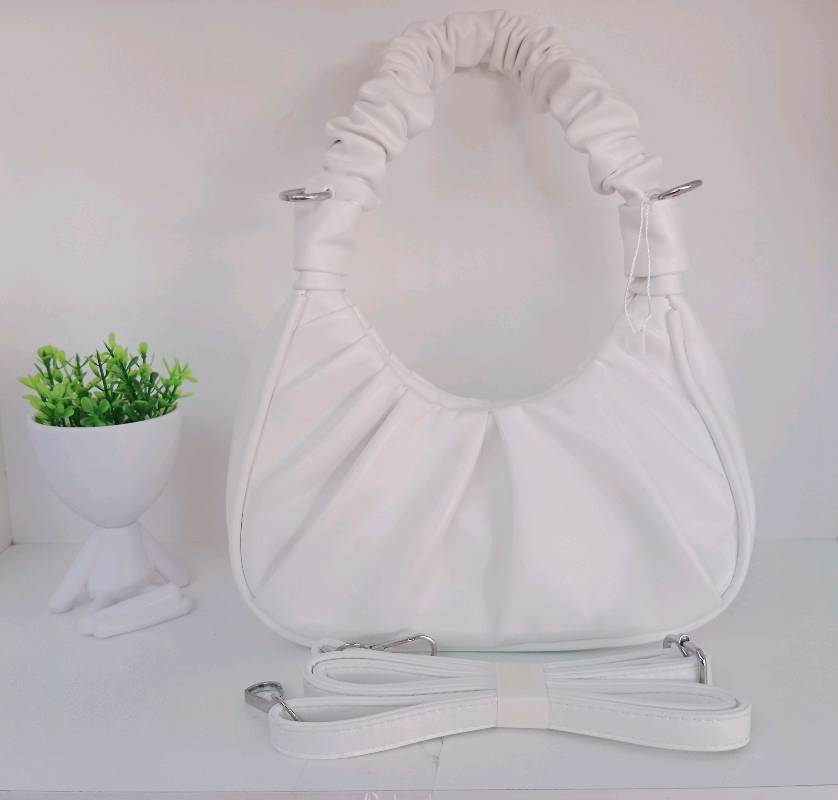 Cartera baguette clearance