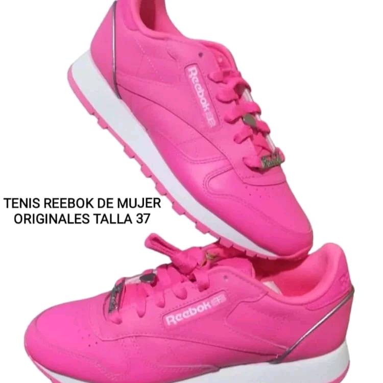 Zapatos reebok sales guayaquil ubicacion