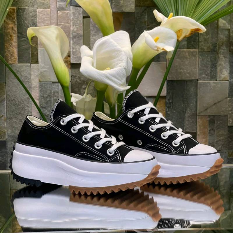 converse run Star