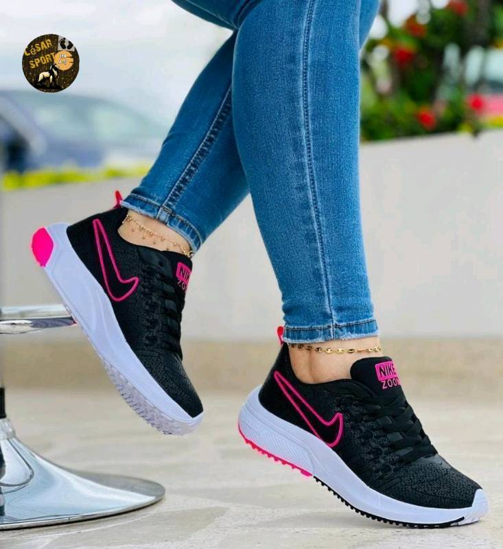 Zapatos Deportivos Nike Dama en Maracay