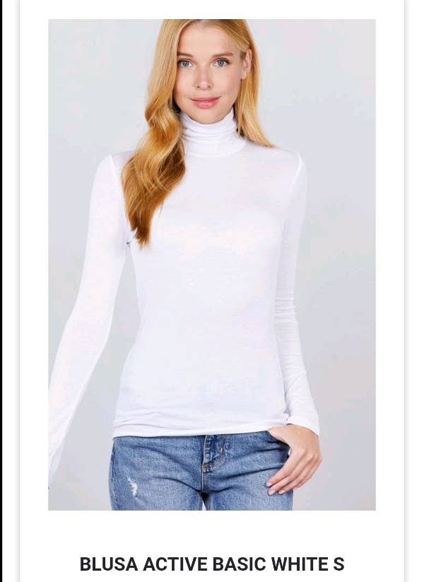 Blusa blanca cuello tortuga