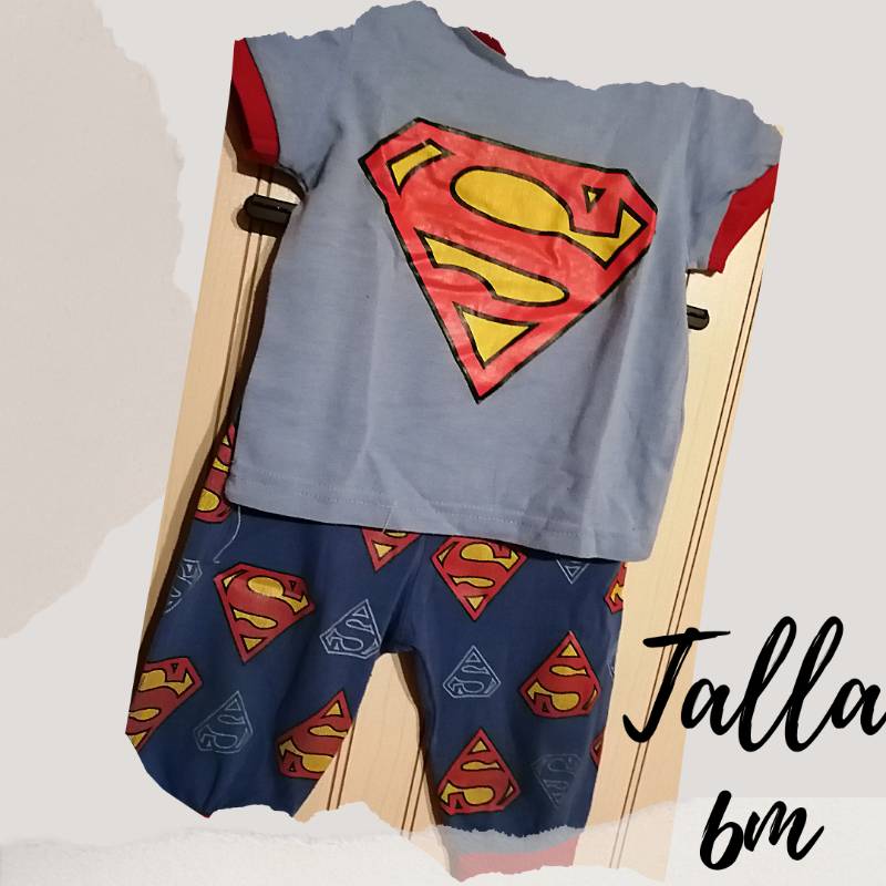 Pijama ni o Superman en Santiago de Chile