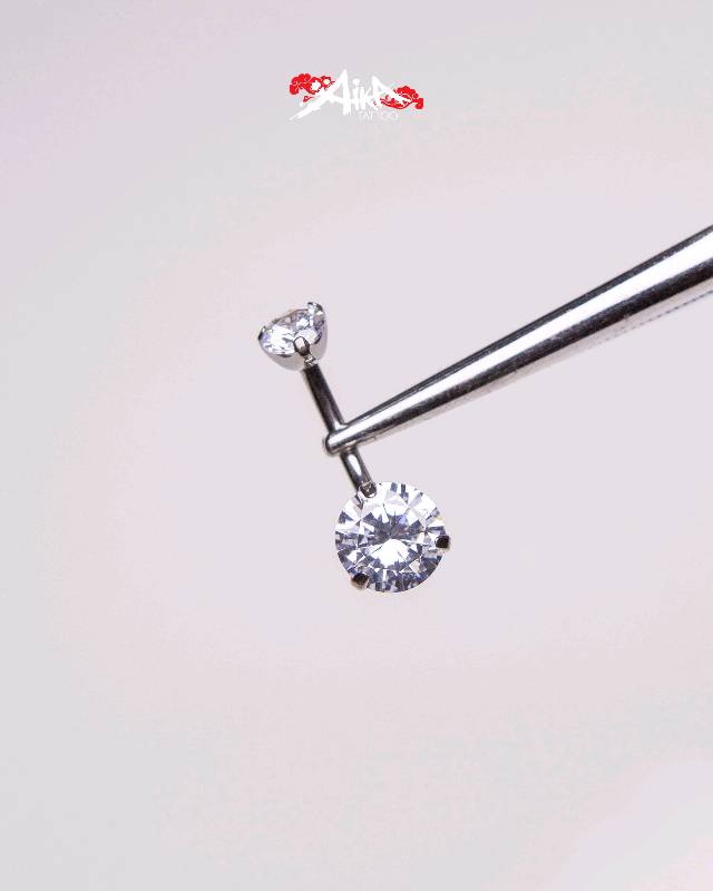 Piercing Dermico A Forma Di Trifoglio - Base In Titanio G23, Acciaio Surgicale 316L, Design Elegante - Foto 8