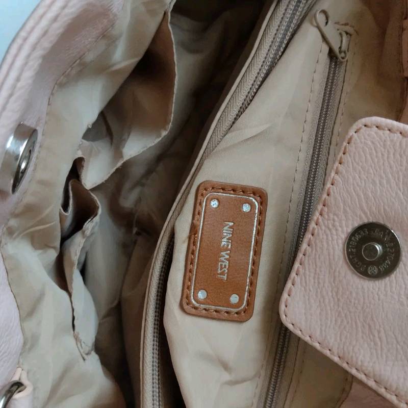 Carteras nine best sale west chile