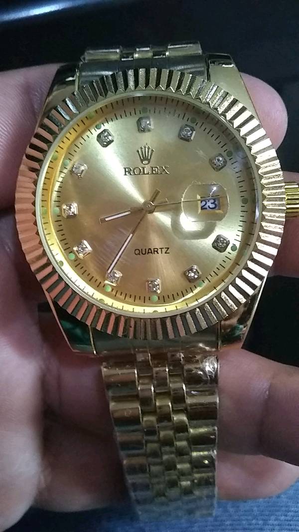 Rolex para caballero color oro
