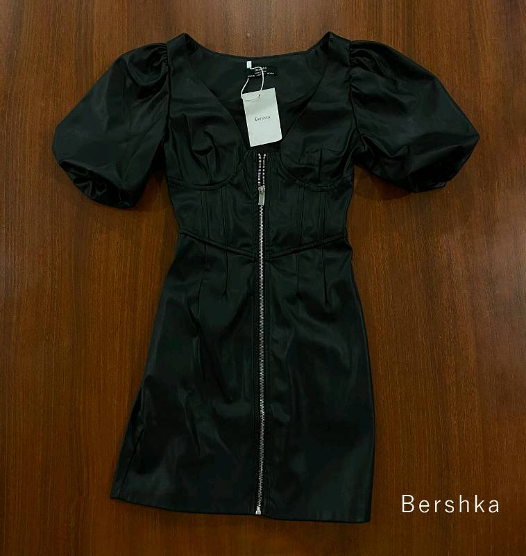 Vestido de cuero Bershka en Sucre