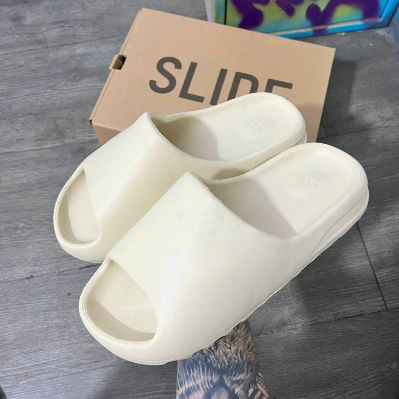 Chanclas adidas store yeezy