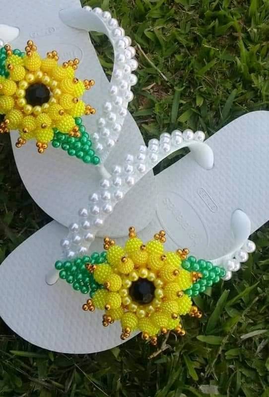 Zapatillas bordadas