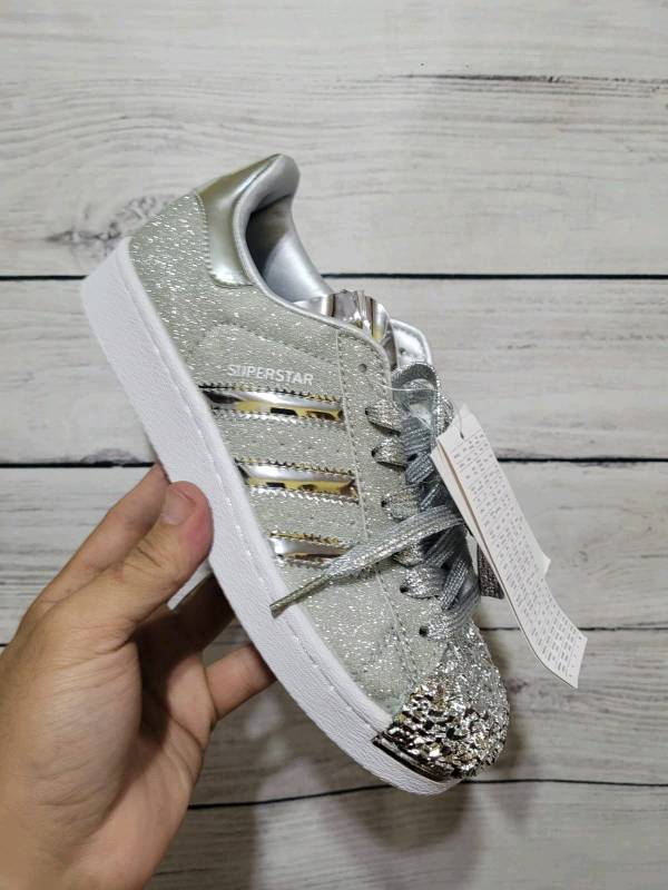 Adidas superstar top glitter plateadas