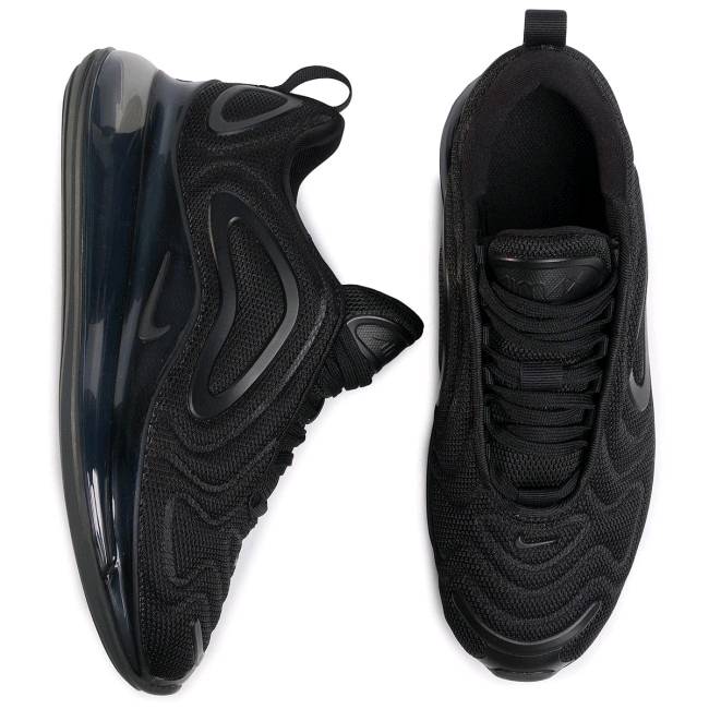 Nike 720 negra en Isidro Casanova