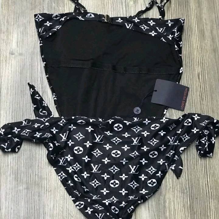 Traje de baño lv top
