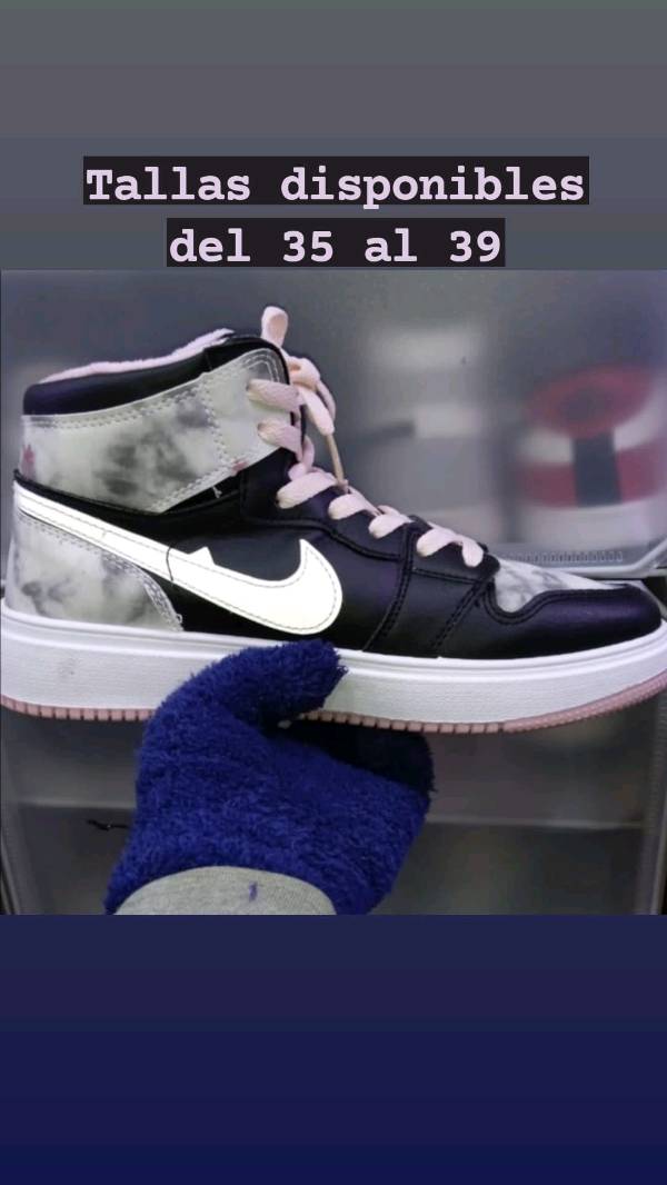 Zapatillas con chiporro por mayor 2025