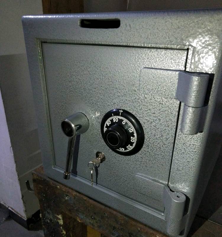 Caja sales fuerte 40x40x40