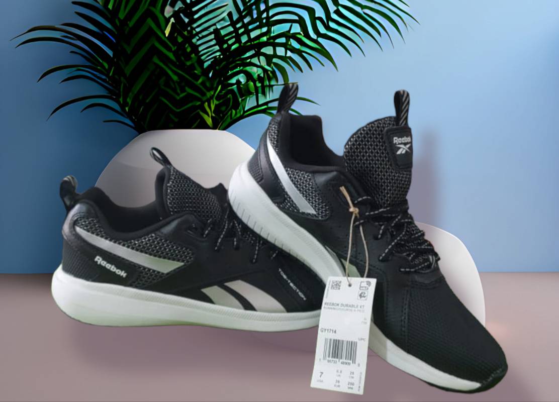 Reebok originales . 80 menos 24 . Solo pagas 60