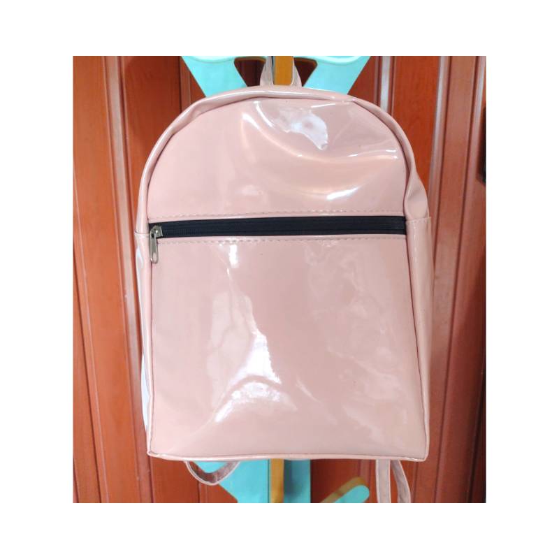 Mochila charol rosa new arrivals