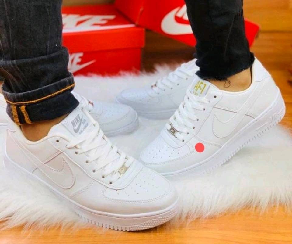 Nike Af1 total blanco en Ciudad Nezahualcoyotl