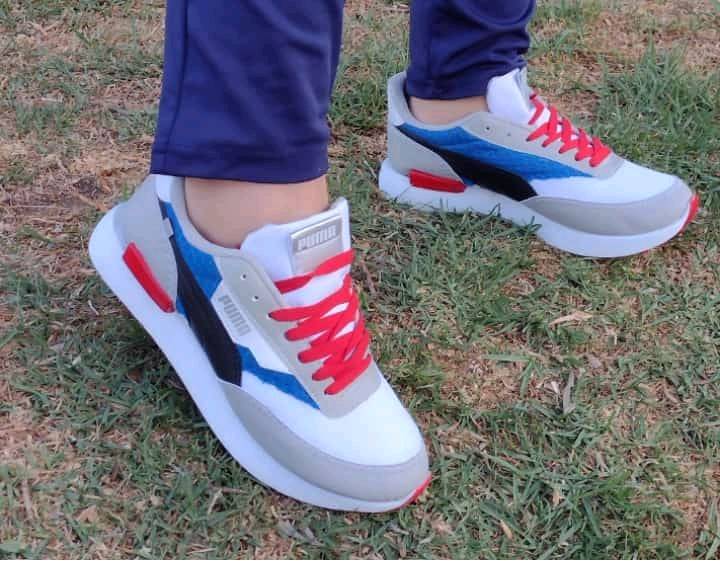 Puma blanco rojo azul 25 26.5 27 27.5 28 en Ciudad Nezahualcoyotl