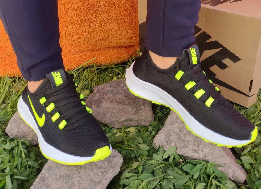 Tenis nike best sale verde fosforescente