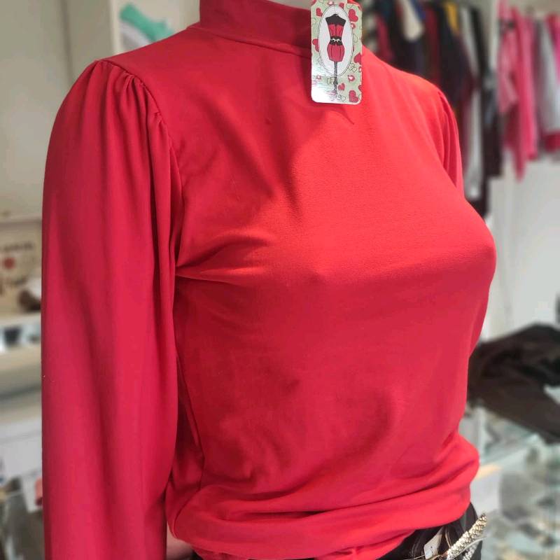 Polera 2025 corte princesa