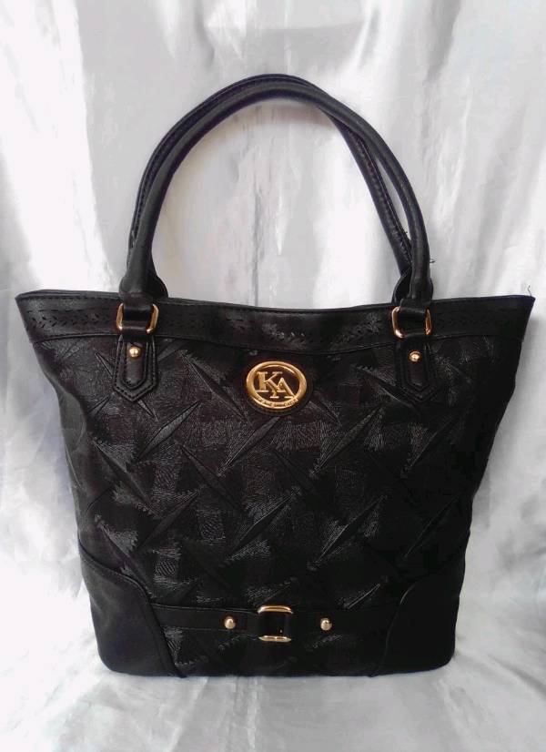 Bolsa de mano con Cintur n Kamel Reina en Minatitl n
