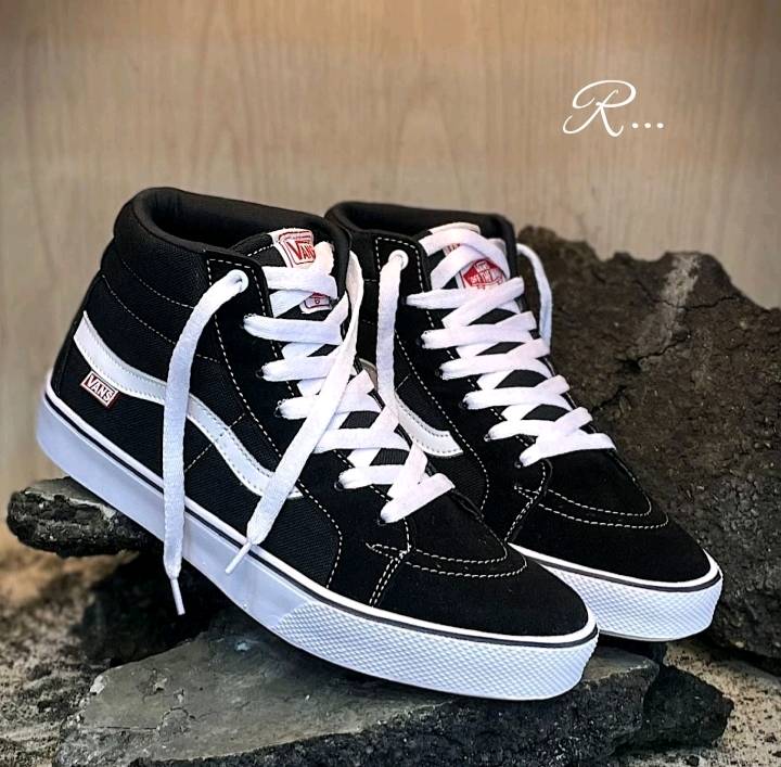 Vans de hotsell bota precio