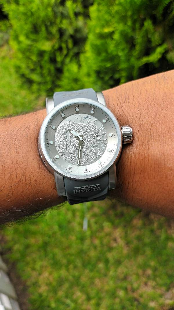 Reloj invicta yakuza sales