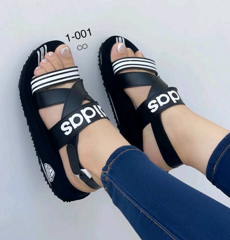 Sandalias shop adidas altas