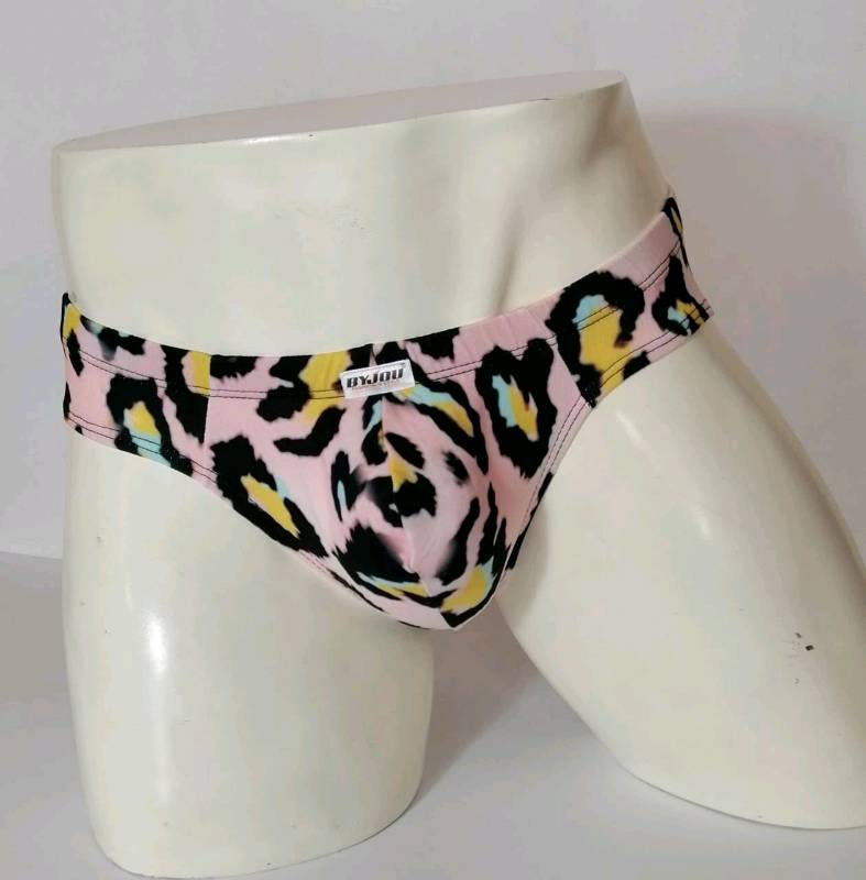 Ropa hotsell interior byjou