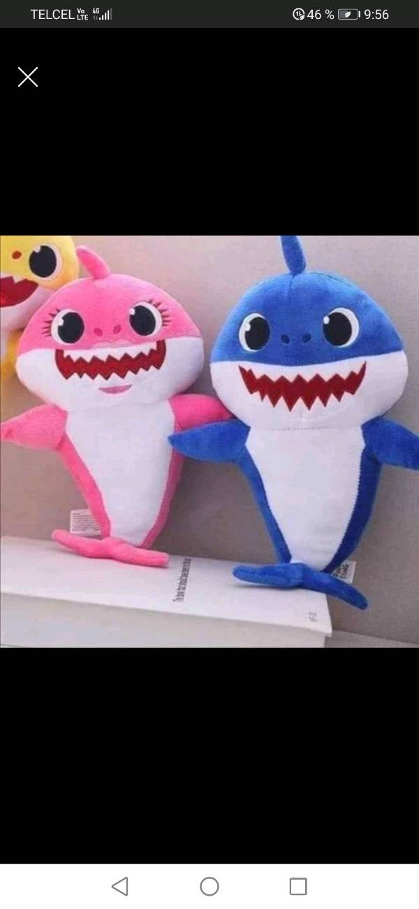 Peluche baby shark mexico top