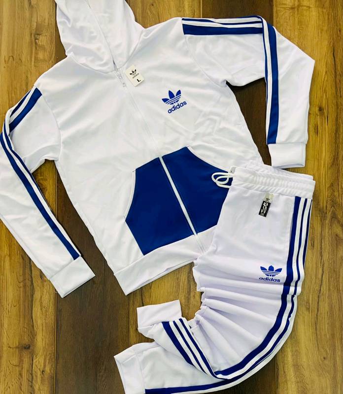 Tienda adidas best sale en republica dominicana