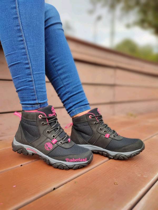 Zapatos montañeros 2025 para mujer