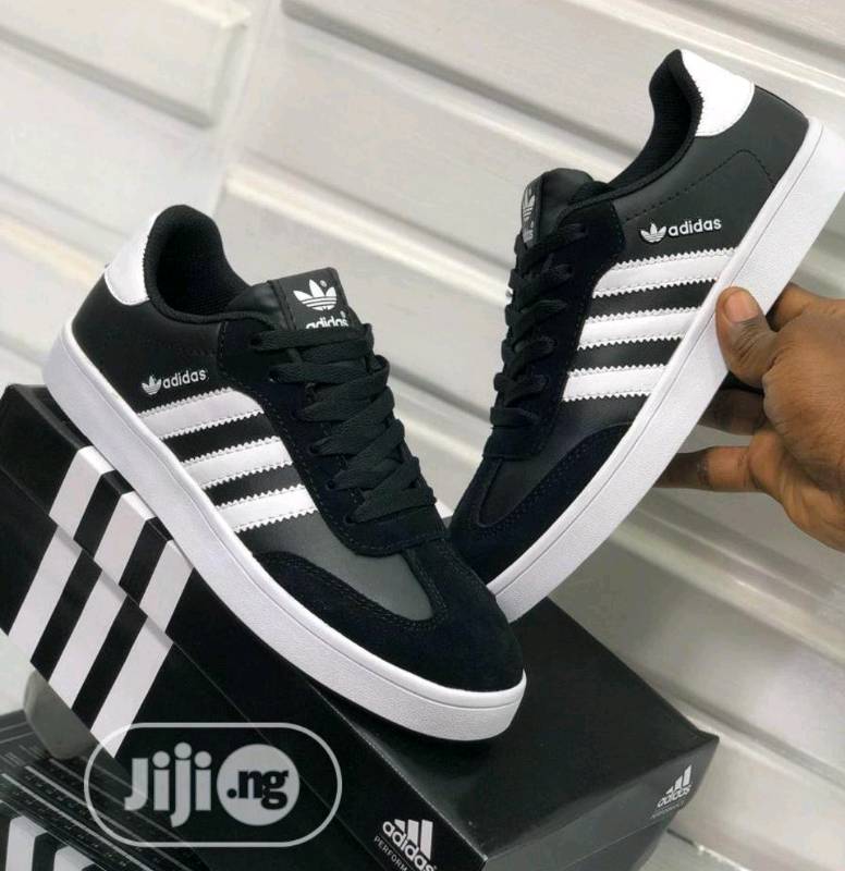 Zapatos Adidas