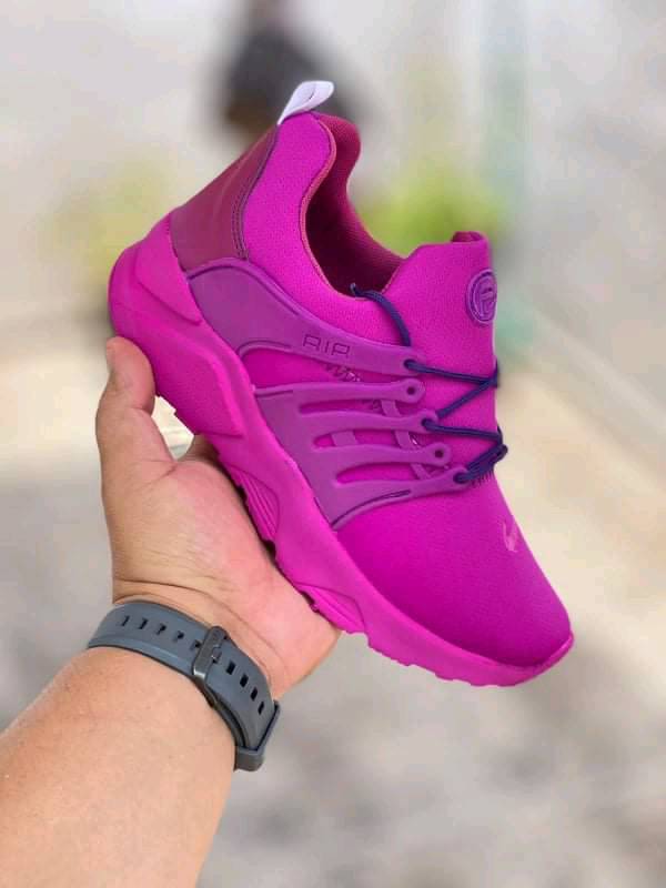 Tenis morados clearance