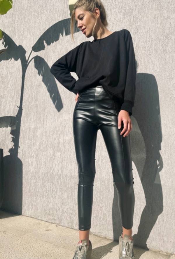 Pantalones de cuero 2025 bershka