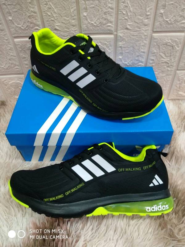 Tenis adidas con sale valvula