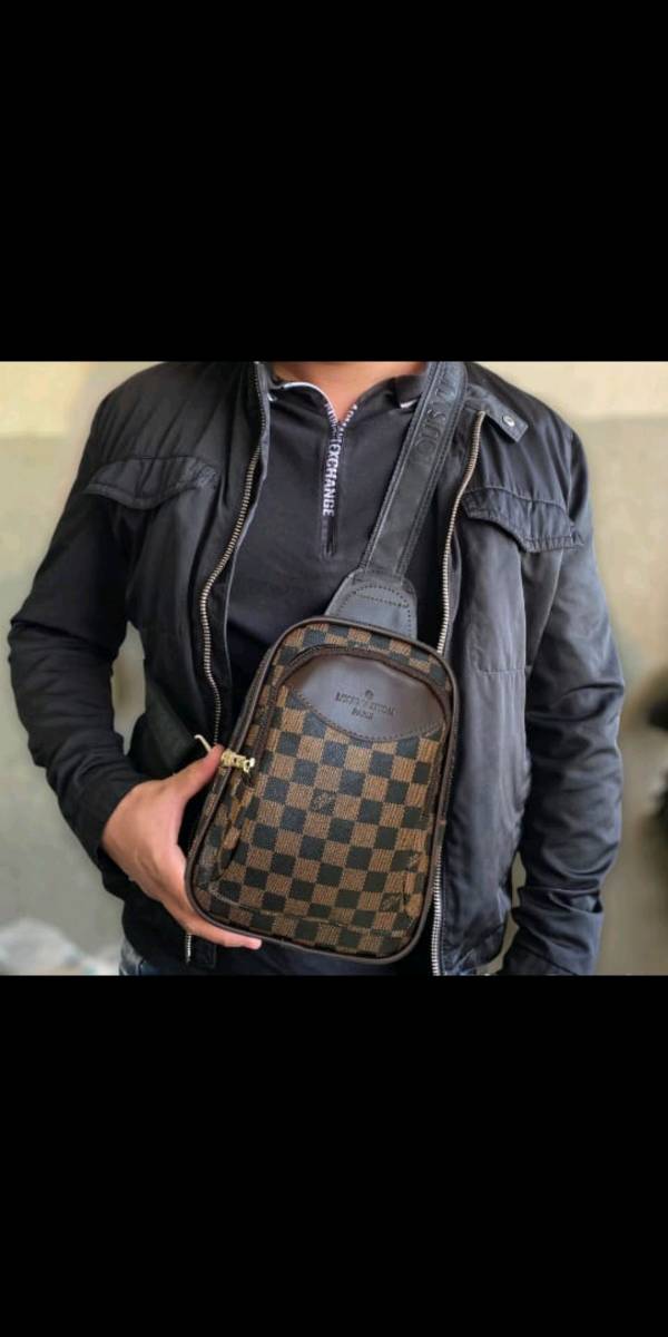 Cangurera lv discount