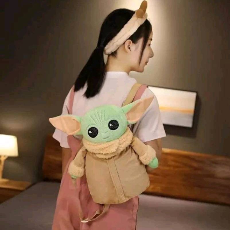 Mochila BABY YODA en Quito