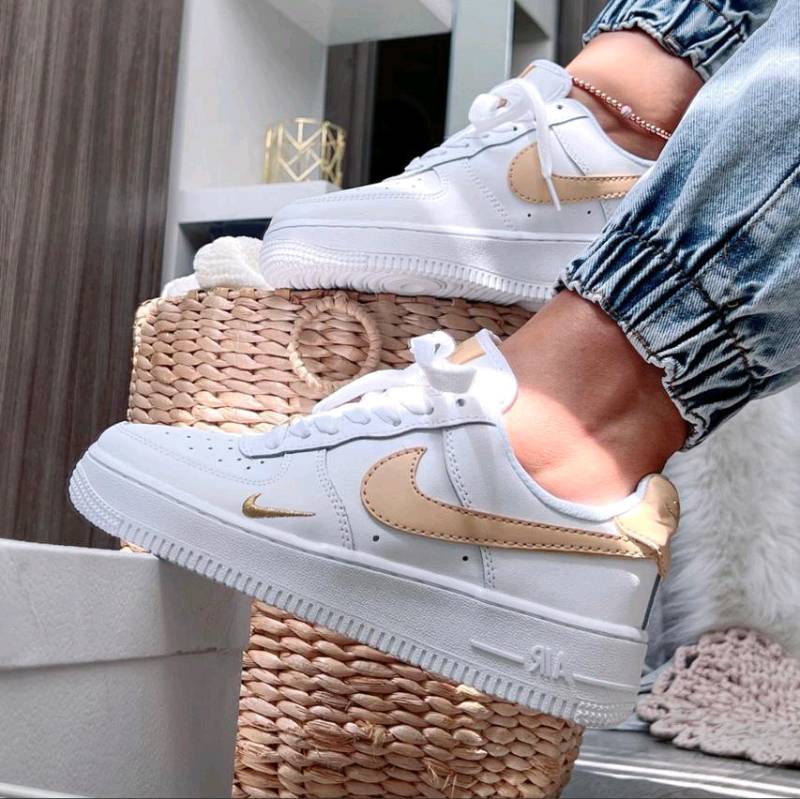Zapatos four best sale one