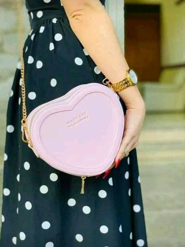 Bolsa crossbody hotsell mary kay
