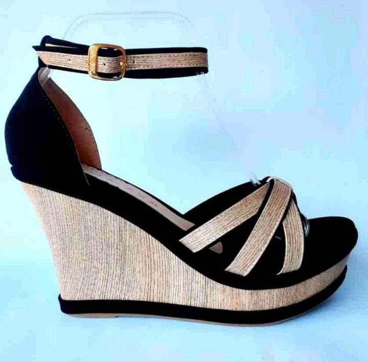 Sandalias con taco best sale cuña