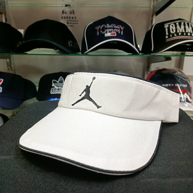Visera shop jordan blanca