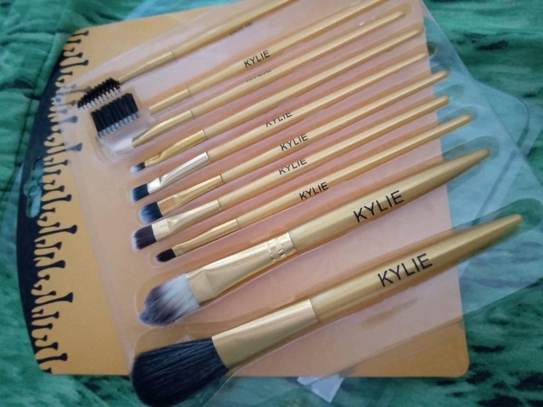 Brochas kylie precio 2025