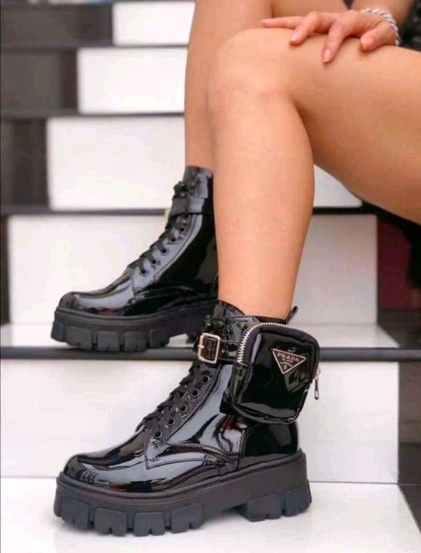 Botines prada deals