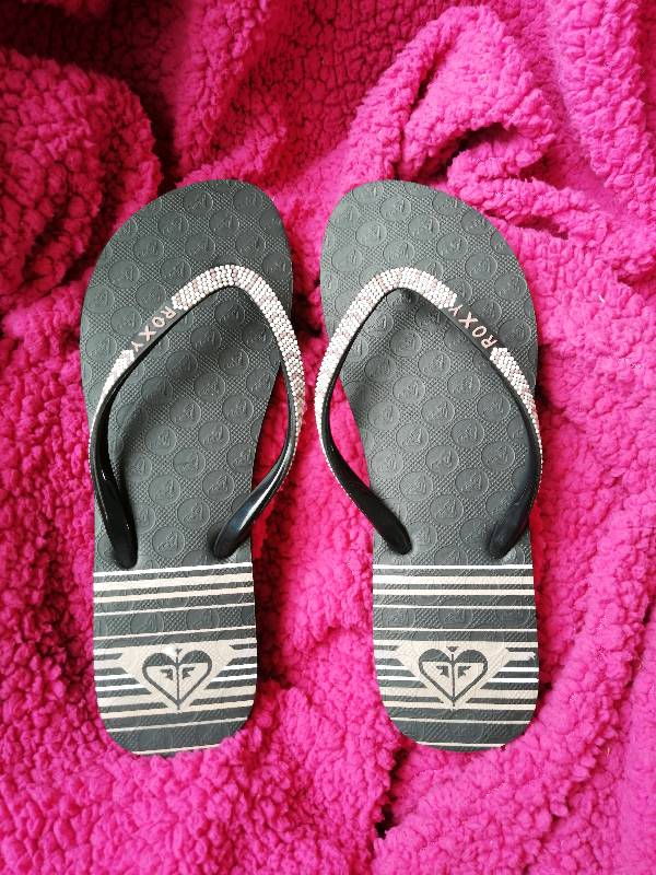 Sandalias roxy sales precio