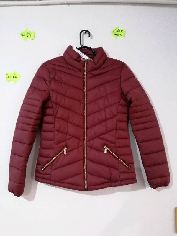 Chamarra guinda mujer store