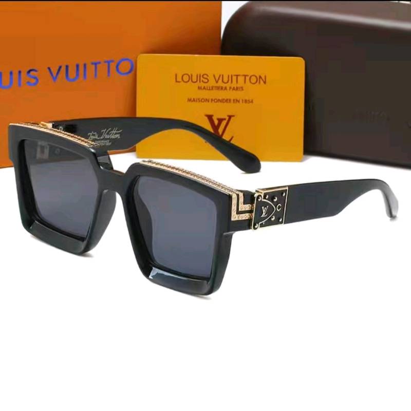 Lentes LV negros con marco originales en Ciudad Guayana